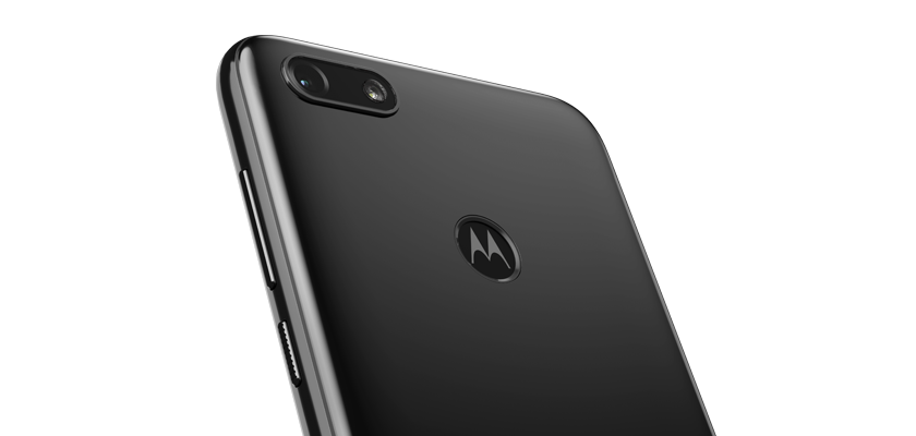 Motorola E6 Play 32 GB Negro detalle producto 1